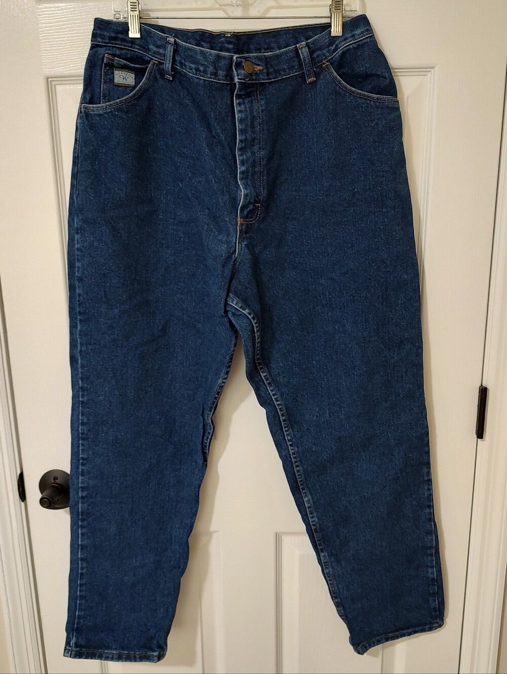Wrangler Women' Vintage High-Waist Straight Leg Denim Jeans 18"x30" Or Size 14